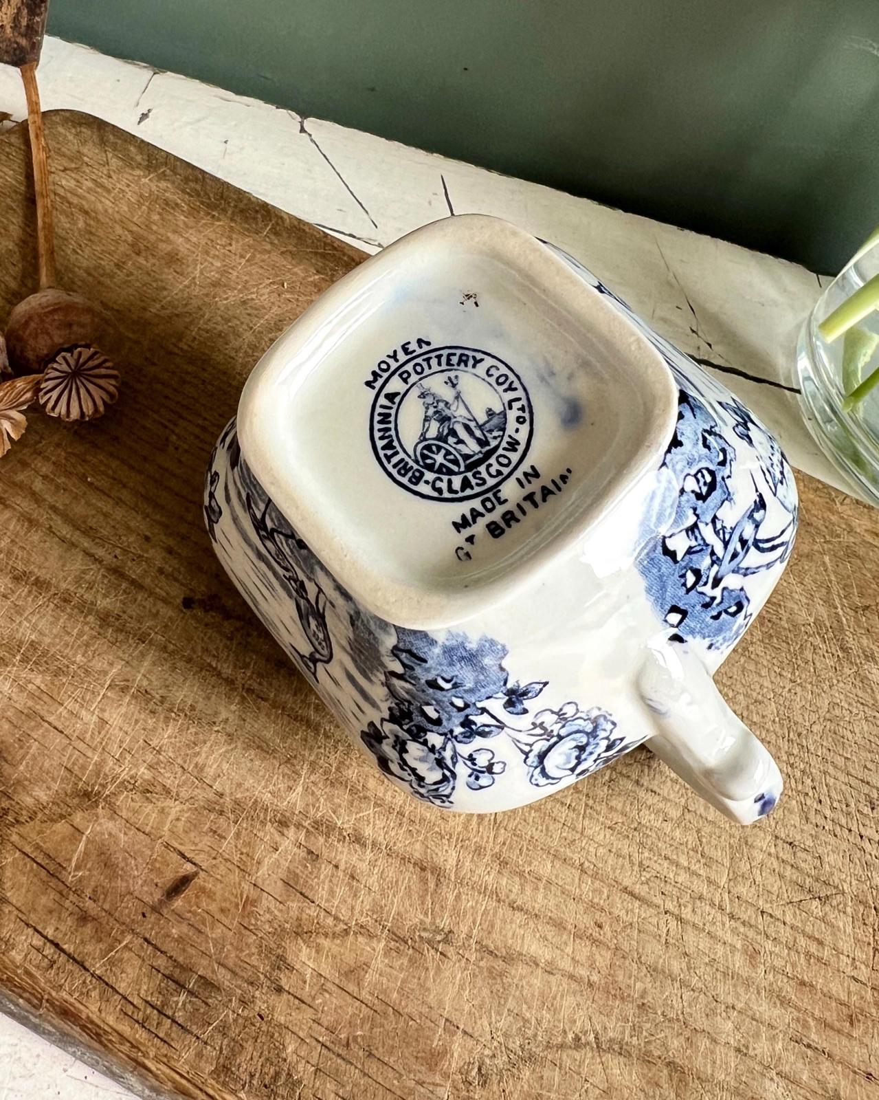 Antique Early 20th Century Britannia Pottery Glasgow Moyen Jug