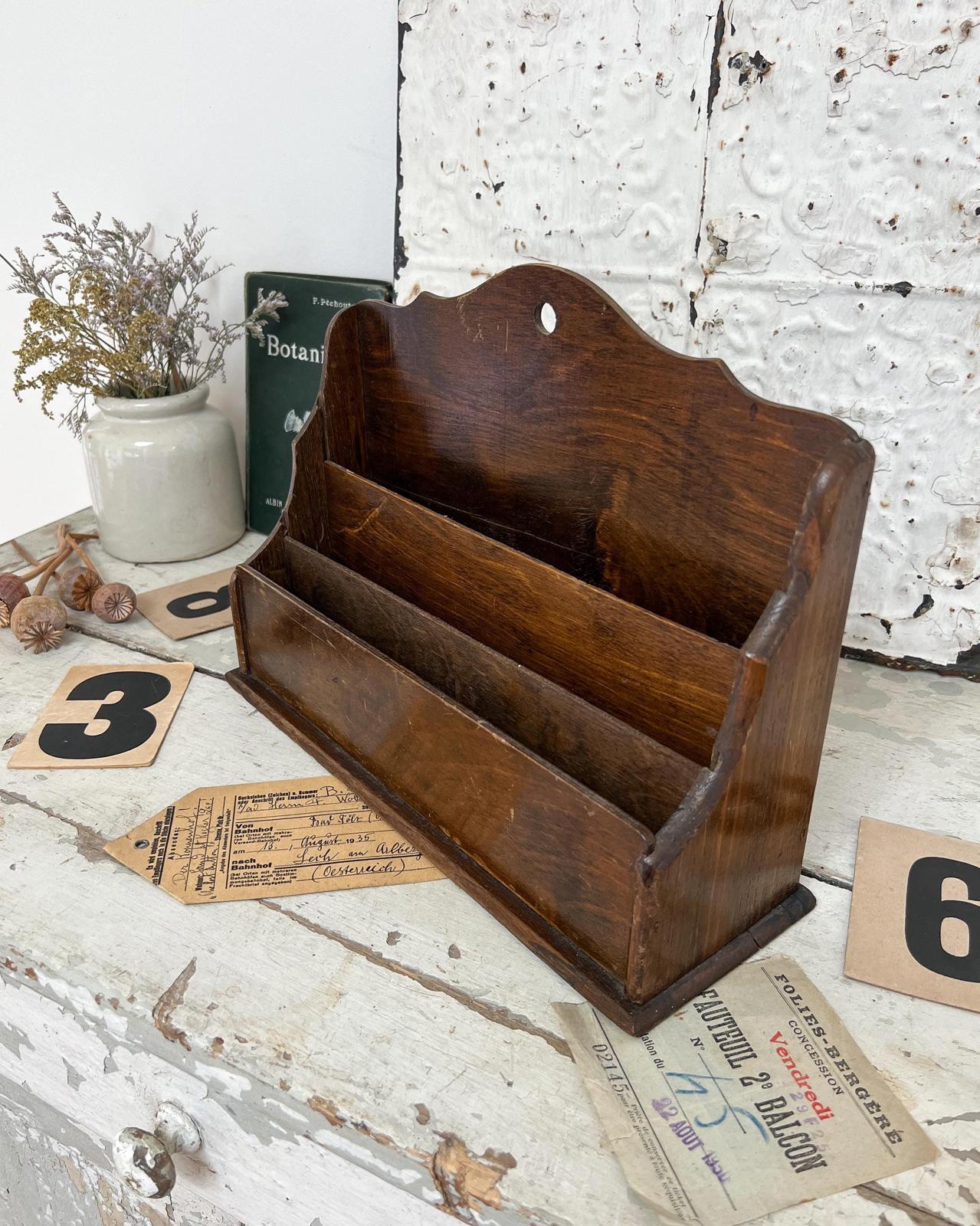 Vintage Series Letter Rack / Desk organiser