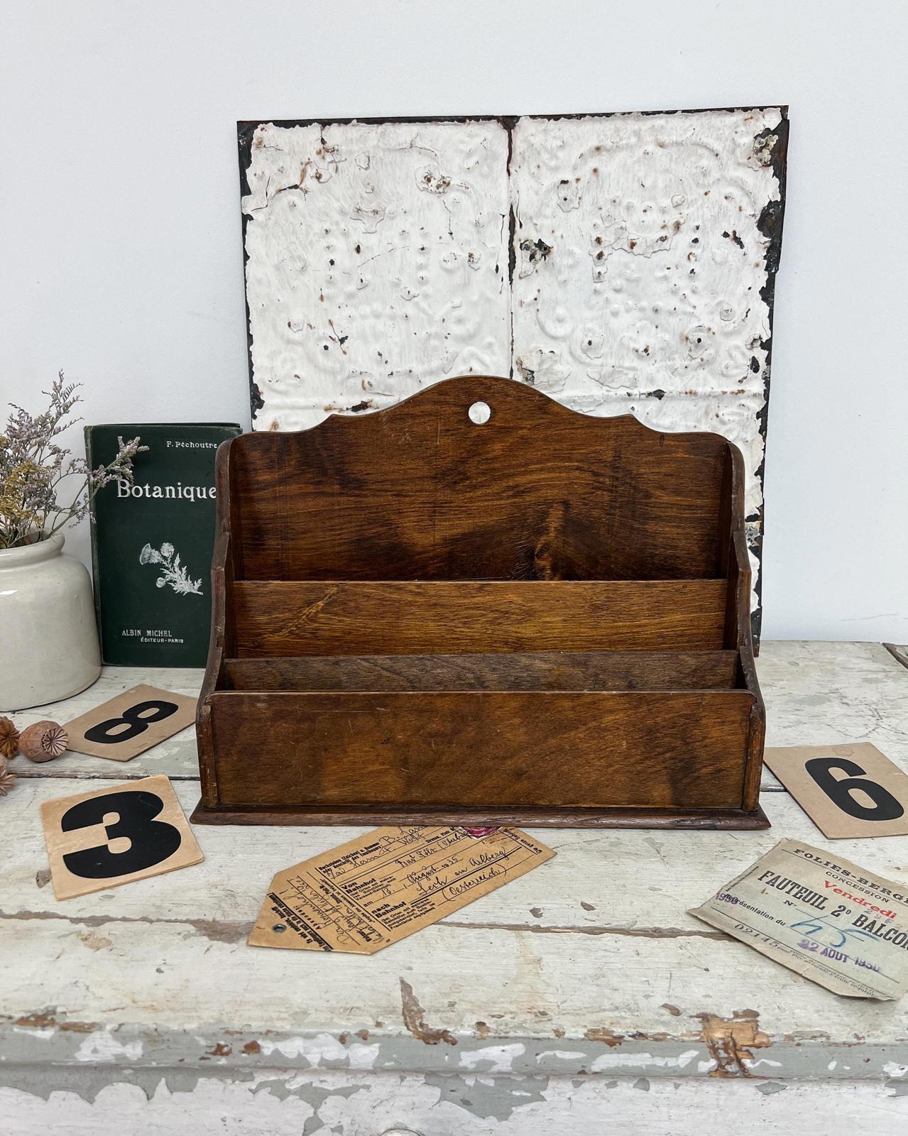 Vintage Series Letter Rack / Desk organiser