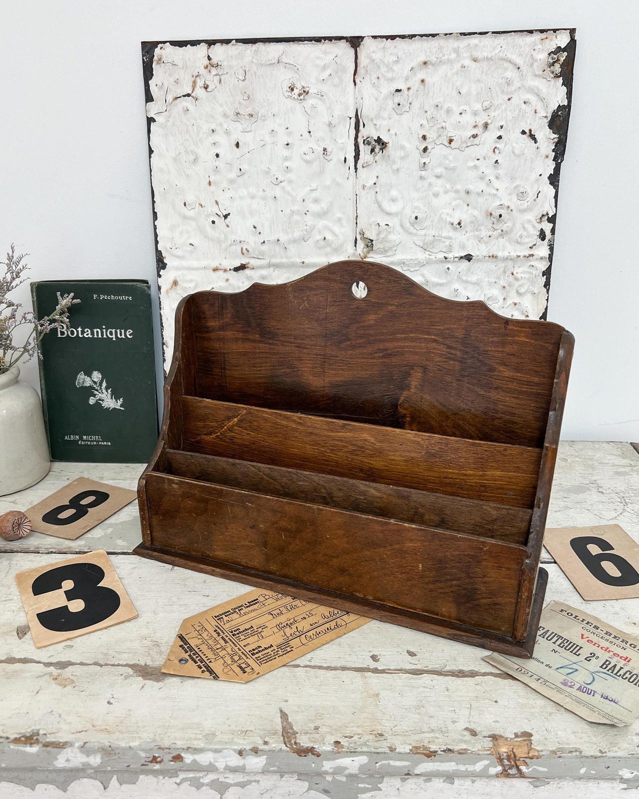 Vintage Series Letter Rack / Desk organiser