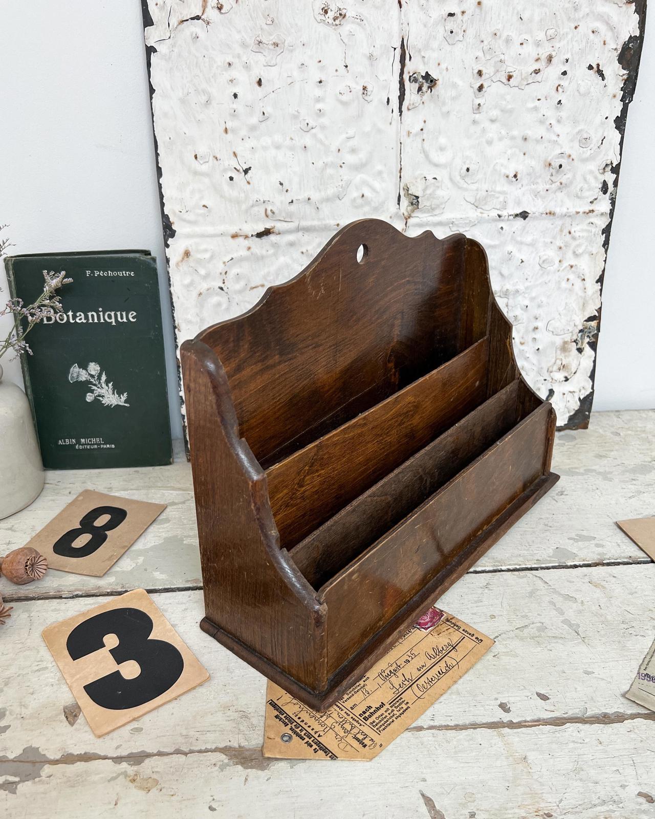 Vintage Series Letter Rack / Desk organiser
