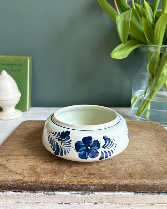 Vintage Delfts Holland Floral Folk Ceramic Glazed Pot